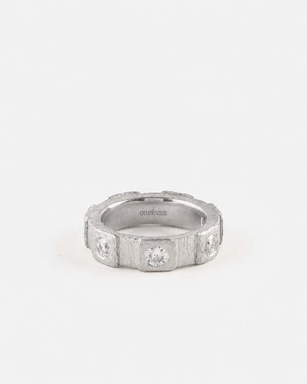 Loves Me, Loves Me Not Ring