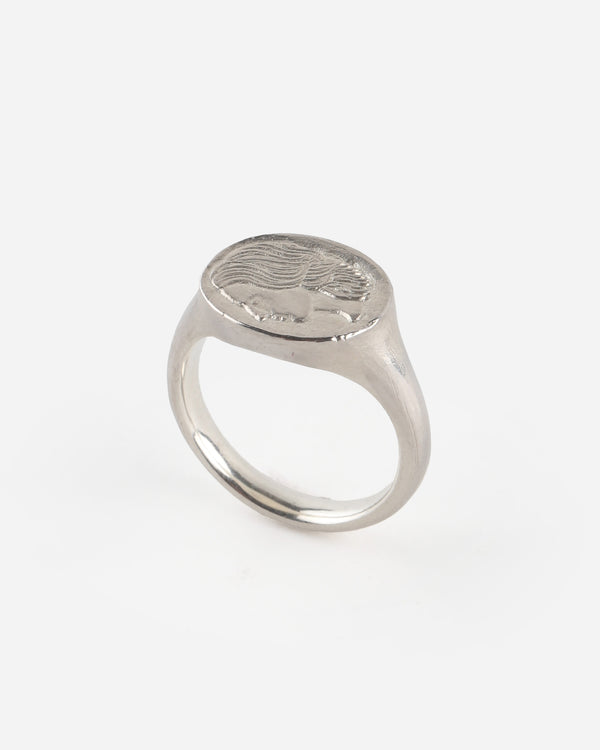 Portrait Ring