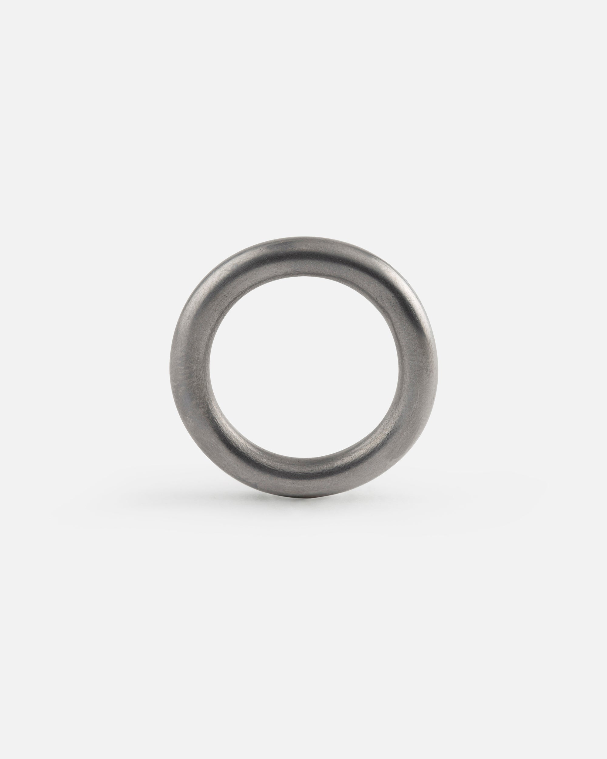 Slick Tantal Ring with Round Profile 4mm