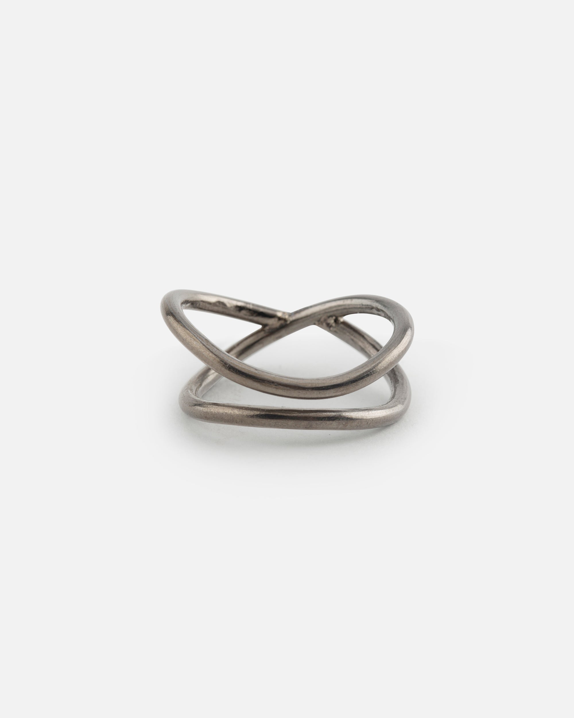 Tantal Ring with Two Curves