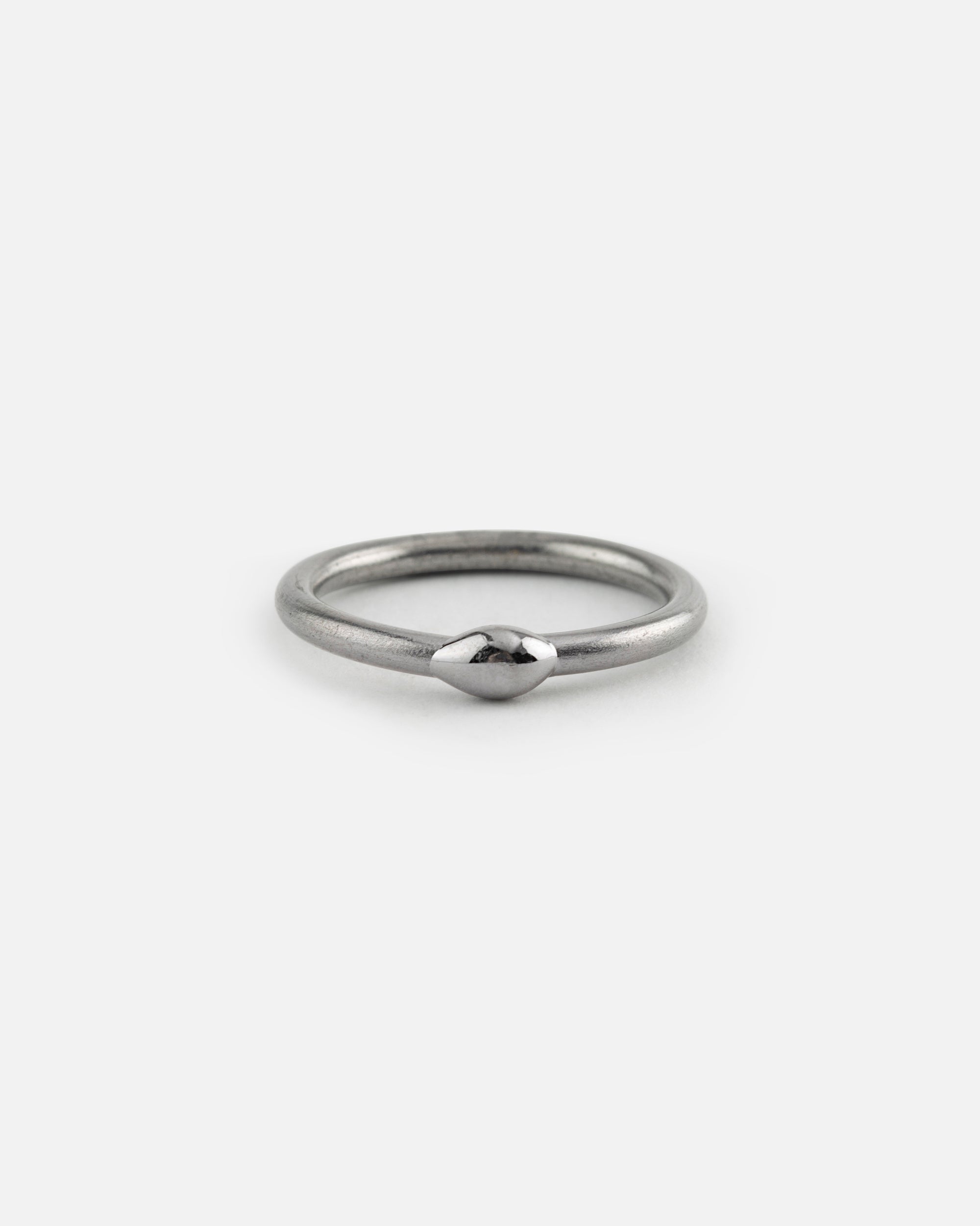 Nabel Ring Tantal 2mm