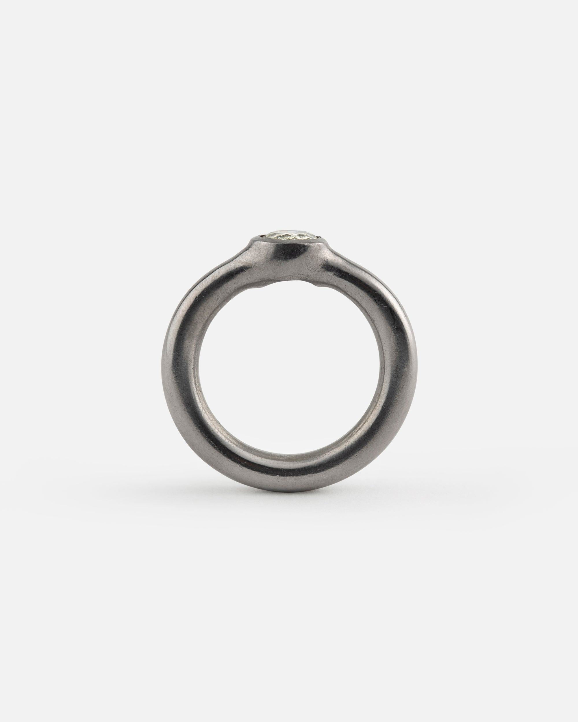 Tantalring mit hellgelbem Diamanten 1 ct