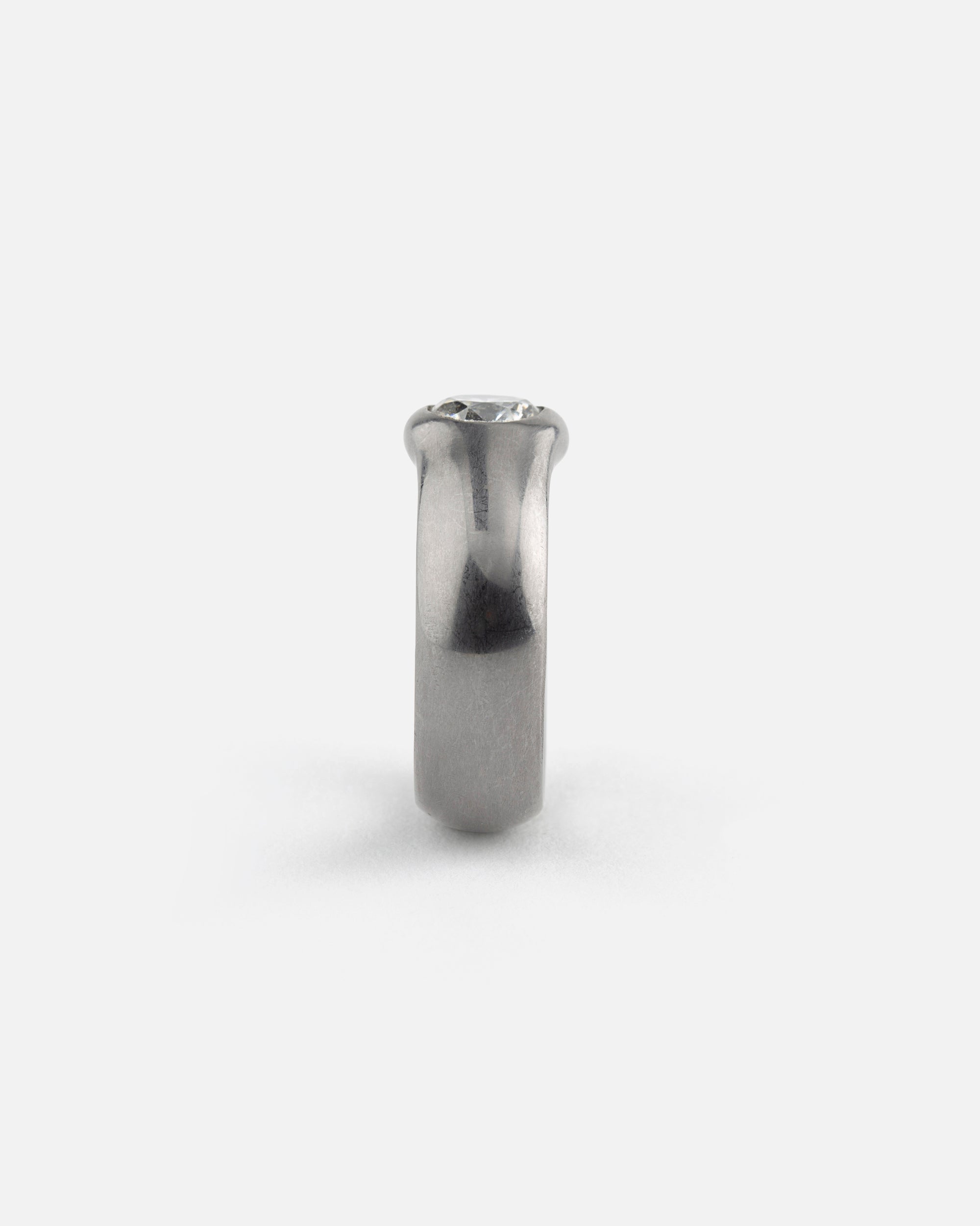 Tantal Ring mit Zirkon