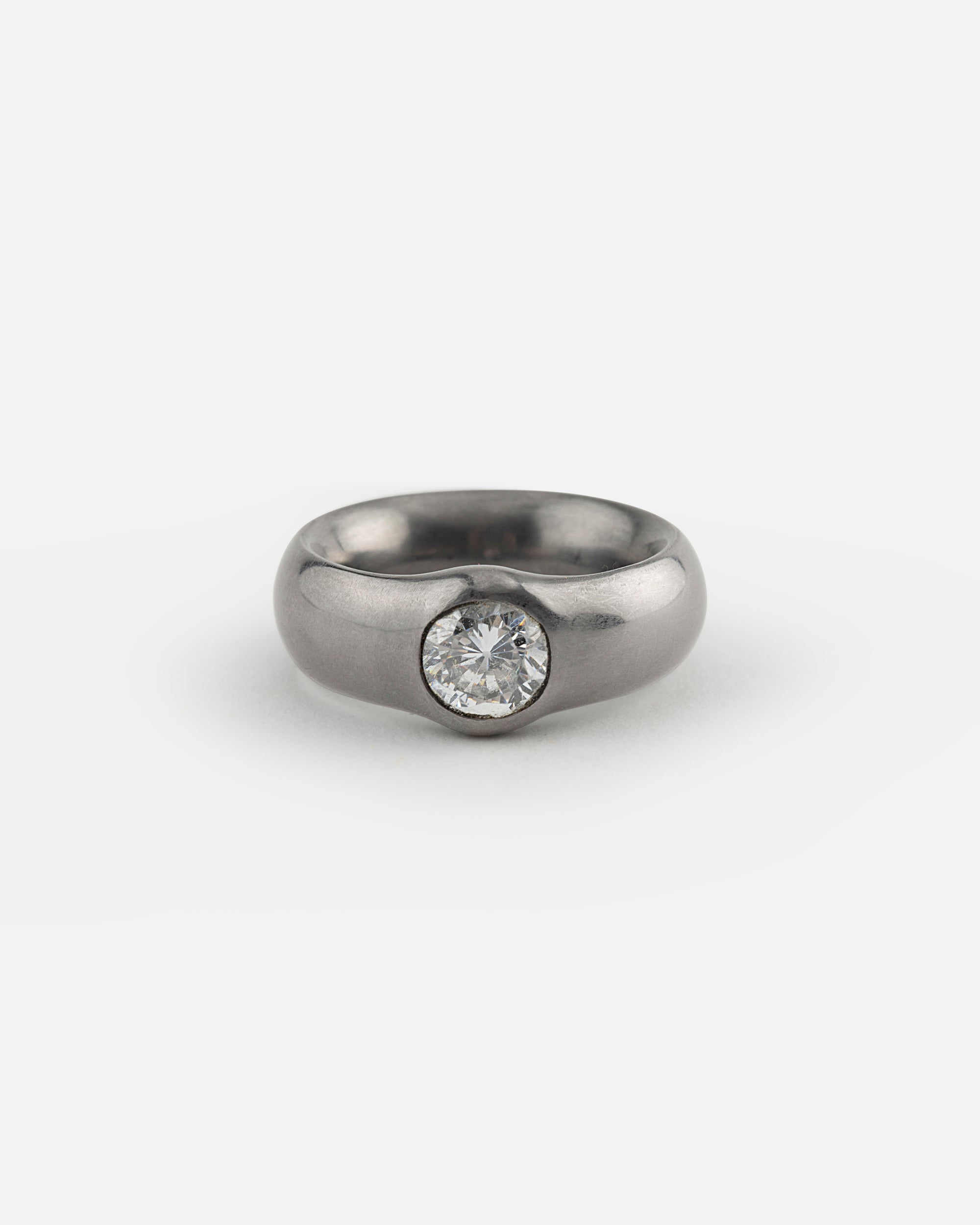 Tantal Ring mit Zirkon