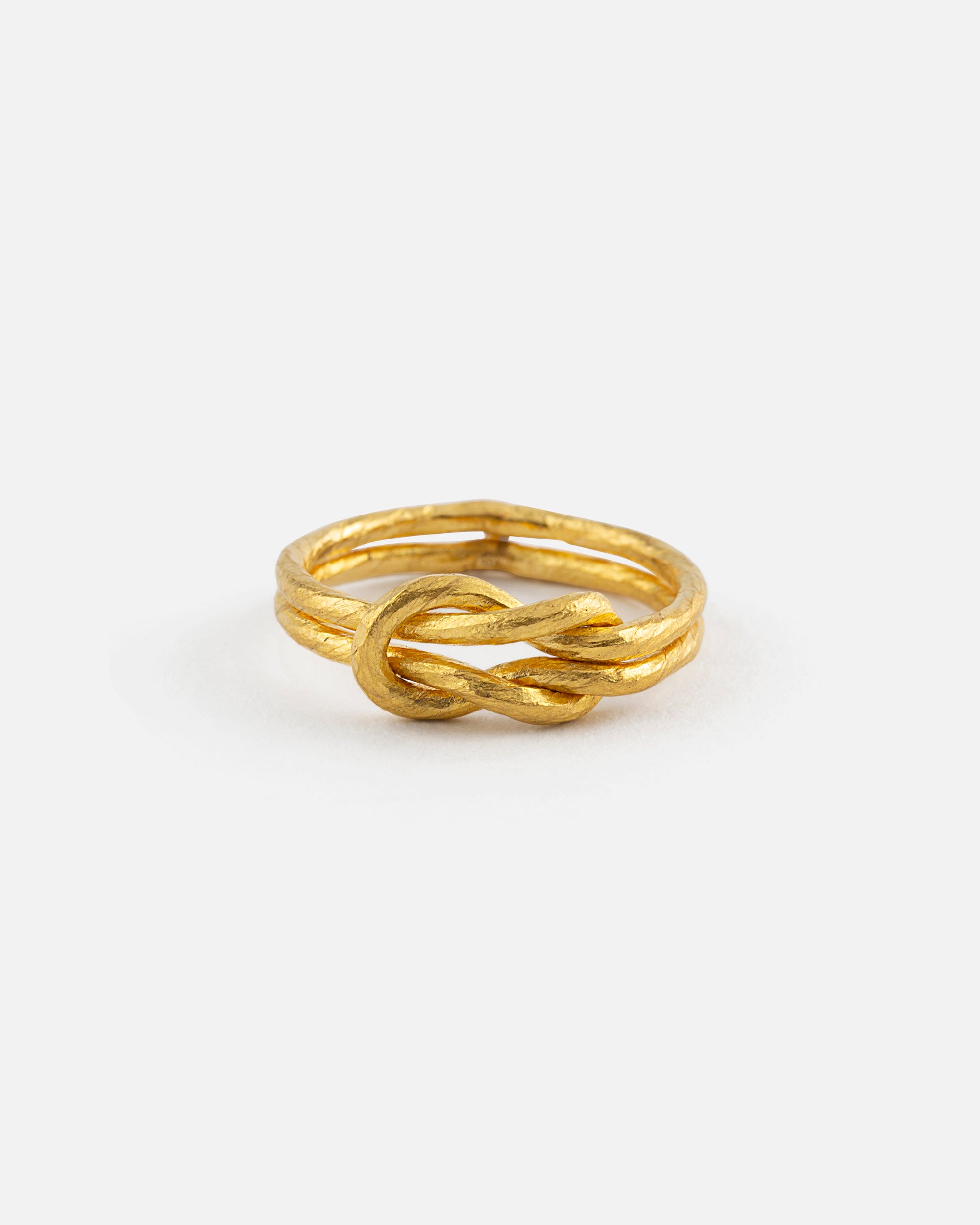 Fine Gold Ring with Knot