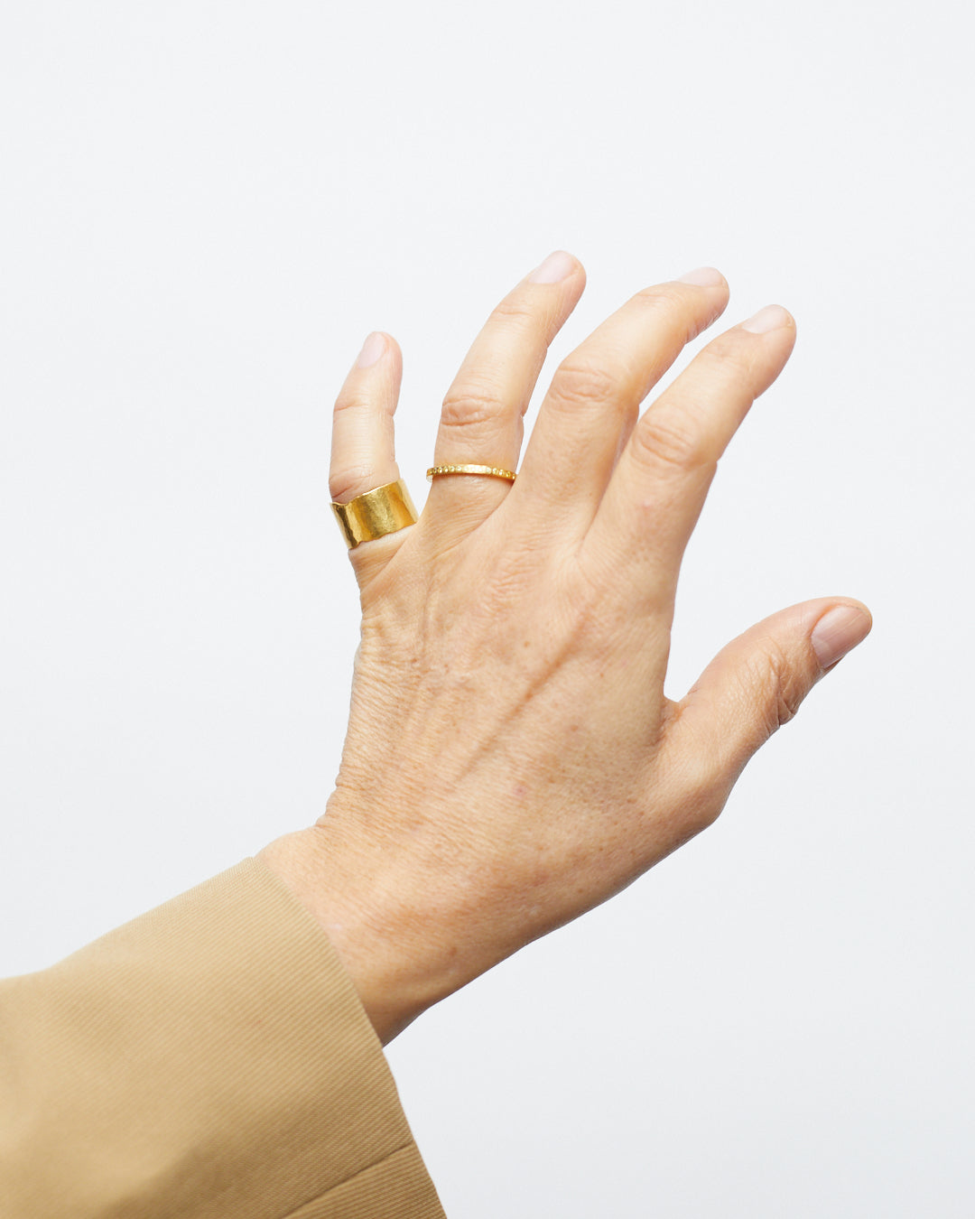 Tape Ring in Fine Gold