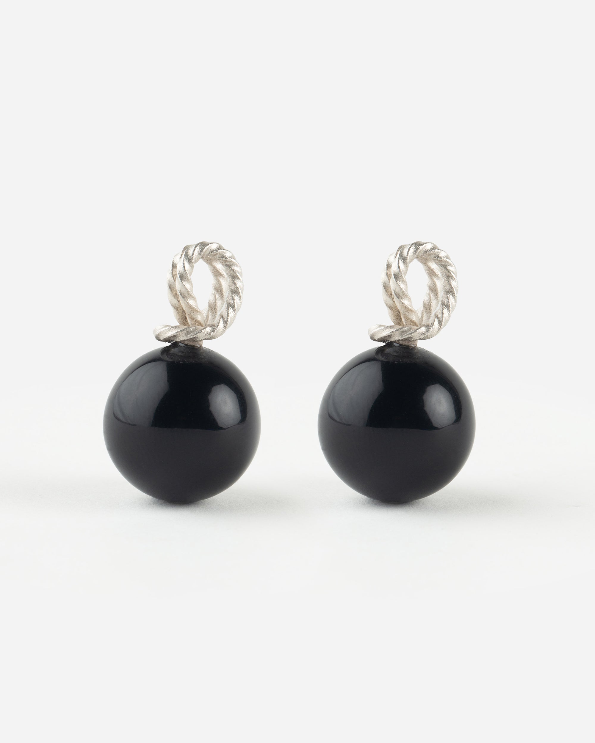 Onyx Pendant (Medium)