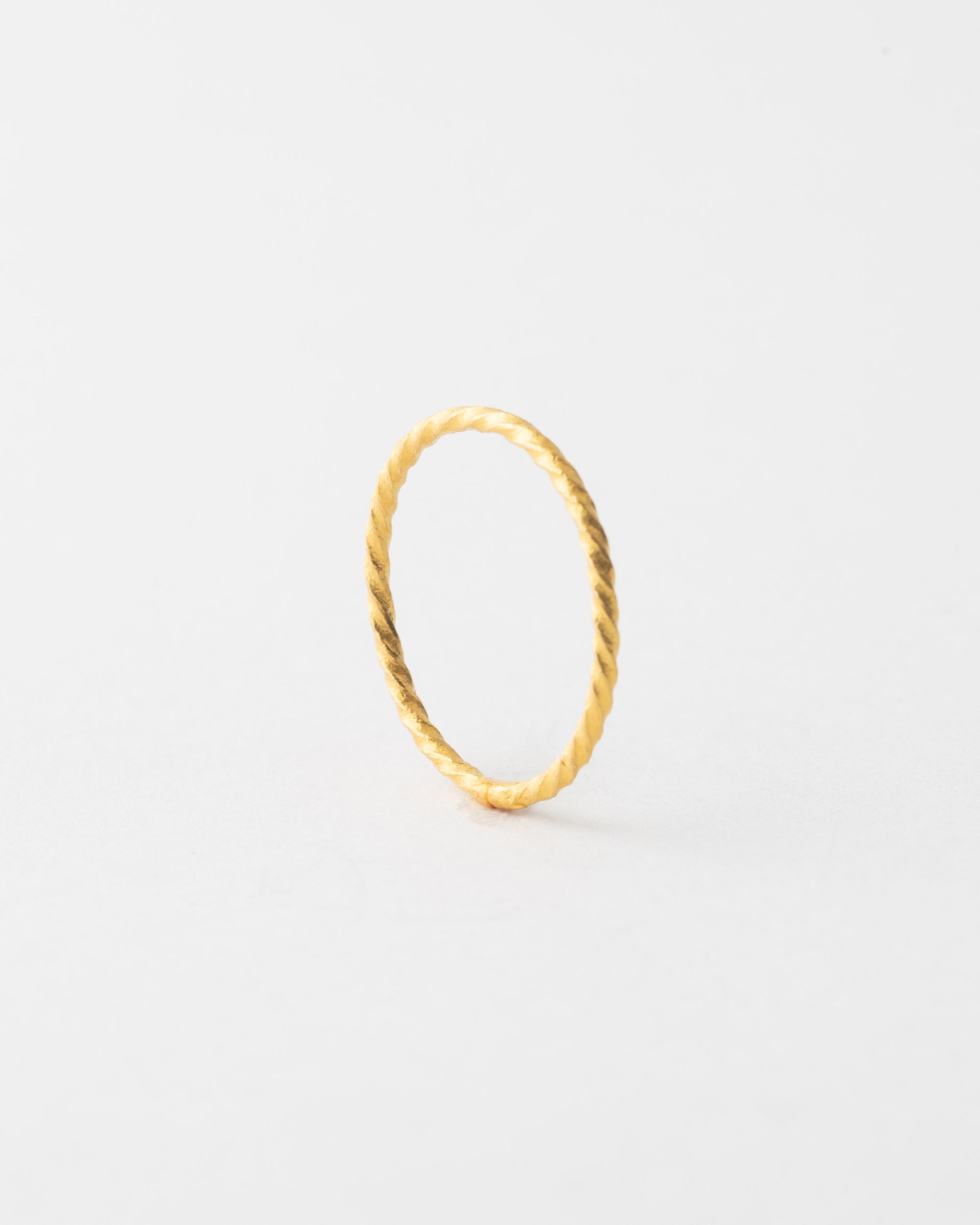 ROPE RING
