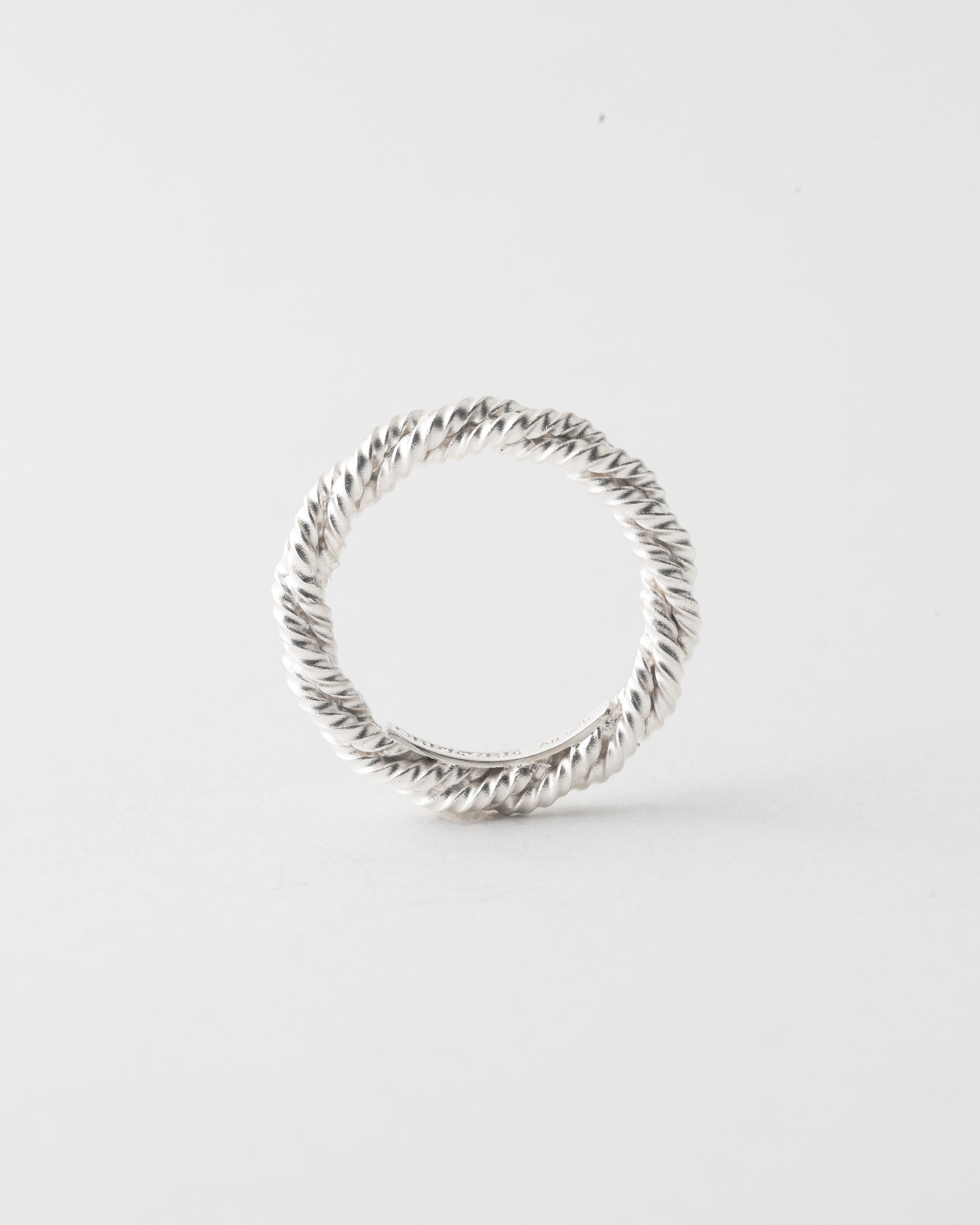 ROPE BONDED RING