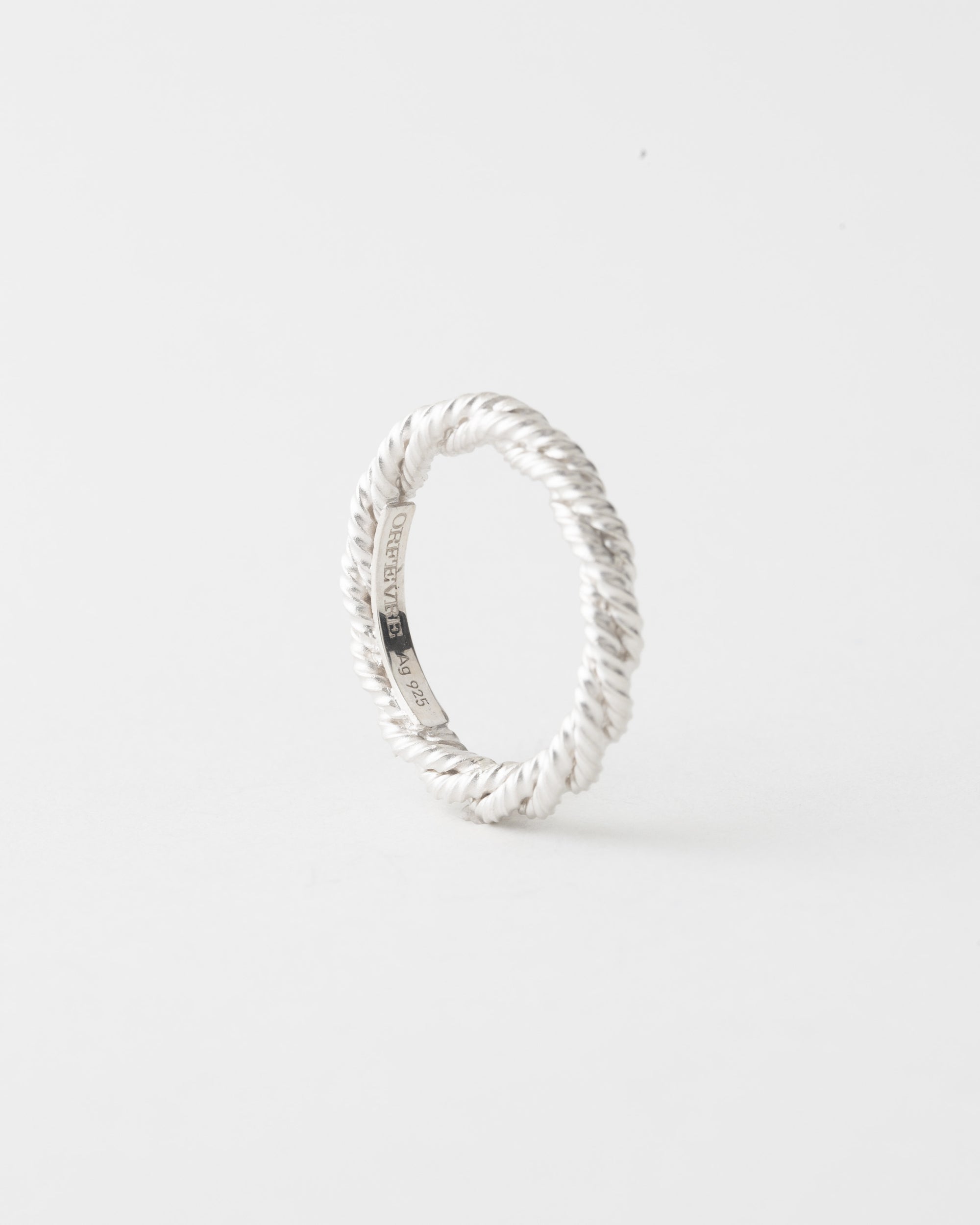 ROPE BONDED RING