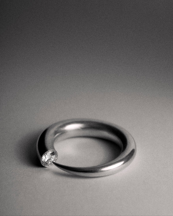 Ouroboros Ring in Platin