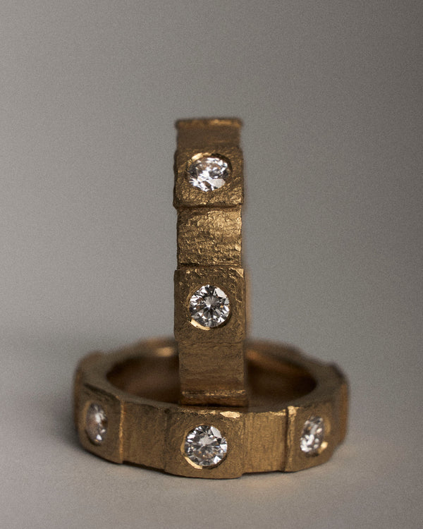 Loves Me, Loves Me Not Ring