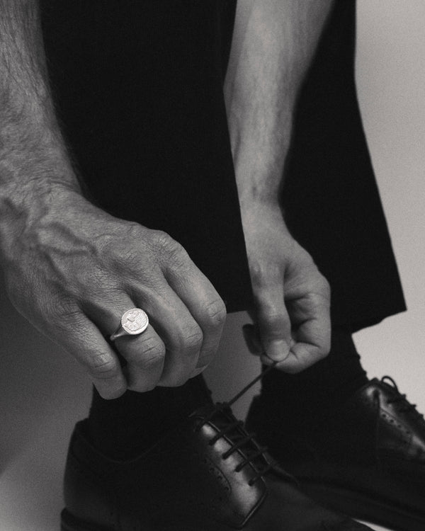 Portrait Ring